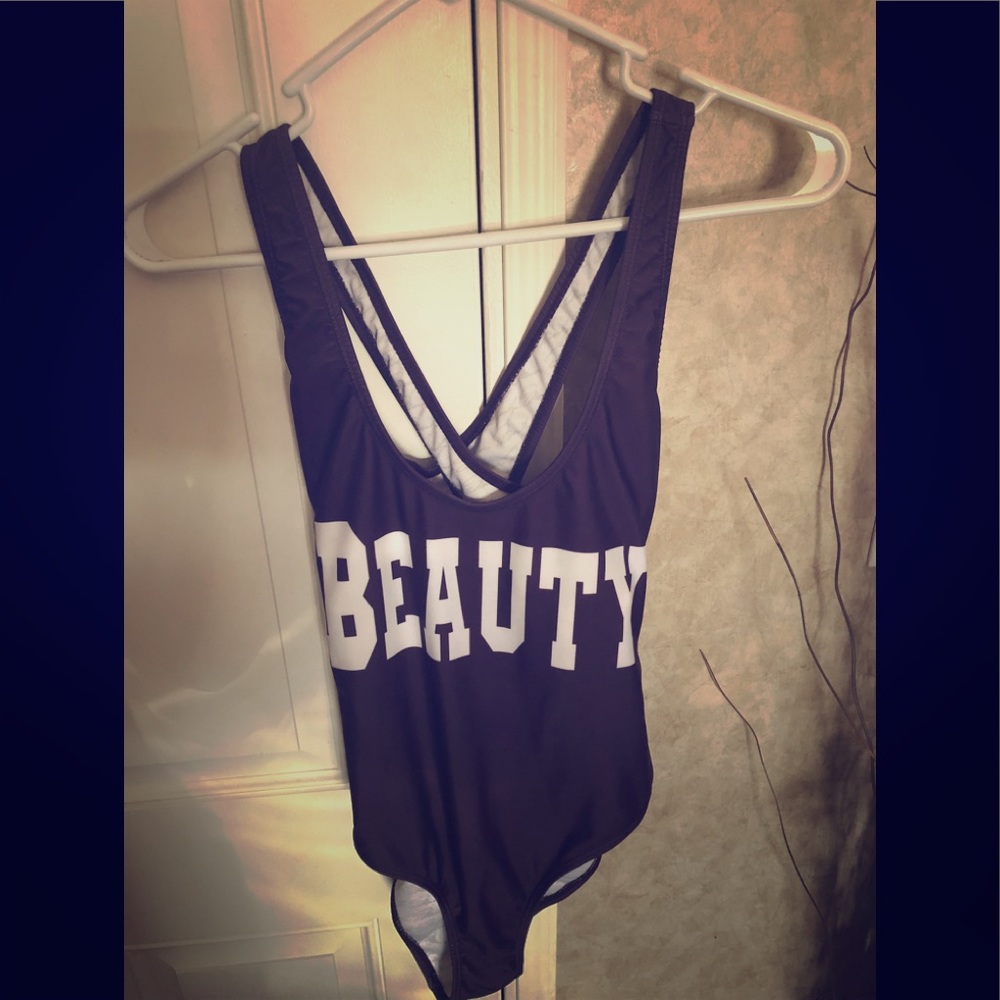 Bathing suit one piece